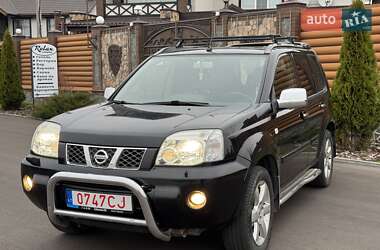 Внедорожник / Кроссовер Nissan X-Trail 2005 в Киеве