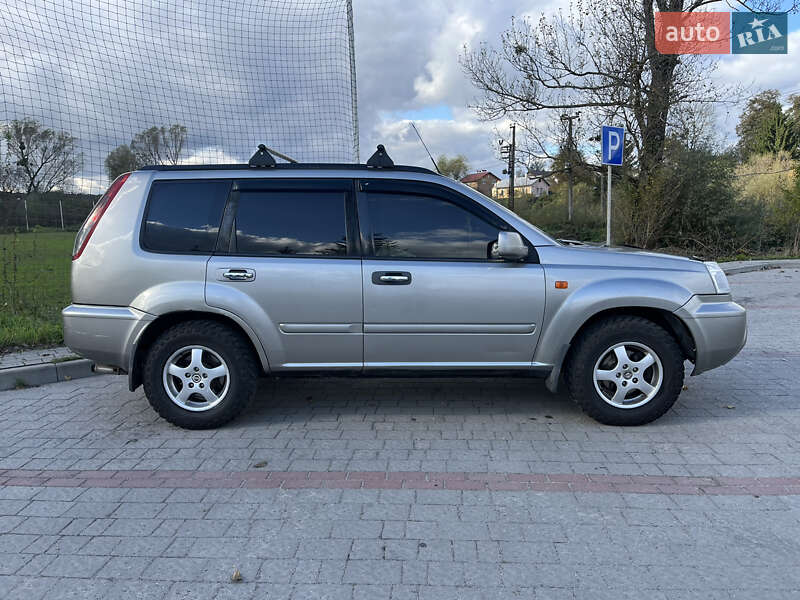 Позашляховик / Кросовер Nissan X-Trail 2002 в Львові
