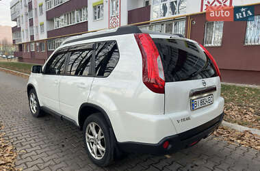 Внедорожник / Кроссовер Nissan X-Trail 2011 в Полтаве