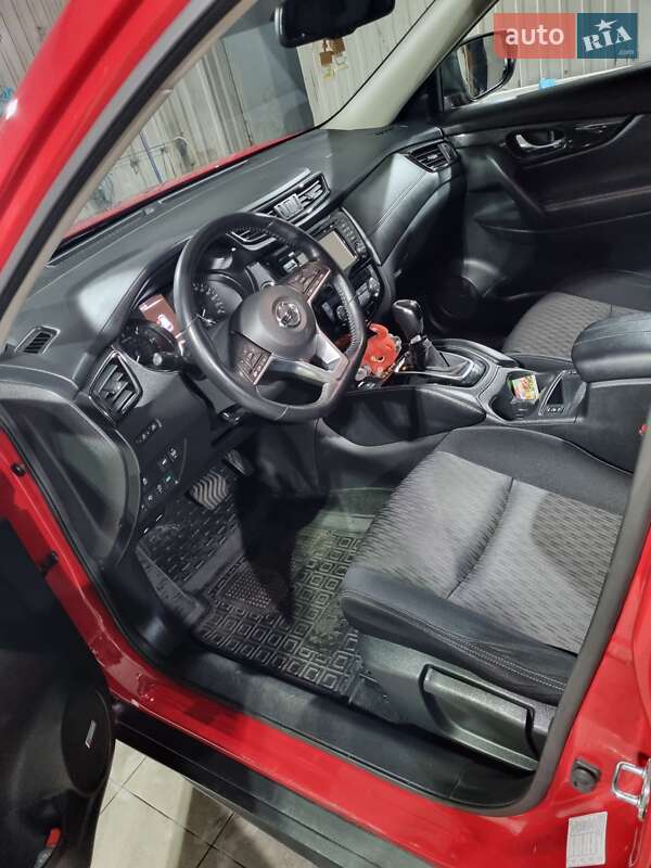 Внедорожник / Кроссовер Nissan X-Trail 2017 в Киеве фото 6 Внедорожник / Кроссовер Nissan X-Trail 2017 в Киеве