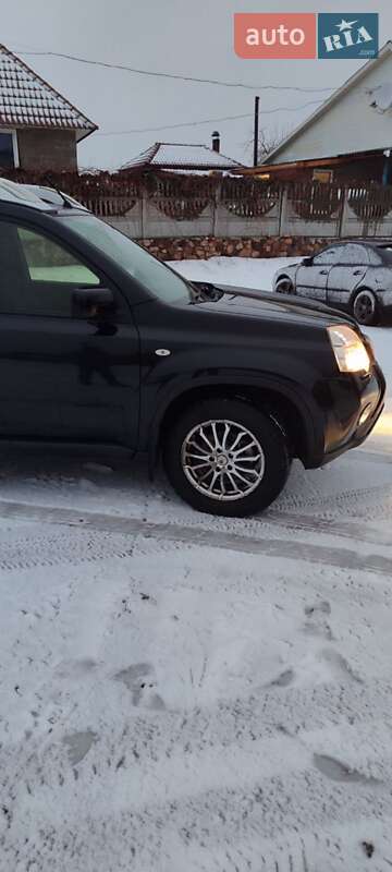 Позашляховик / Кросовер Nissan X-Trail 2014 в Гадячі