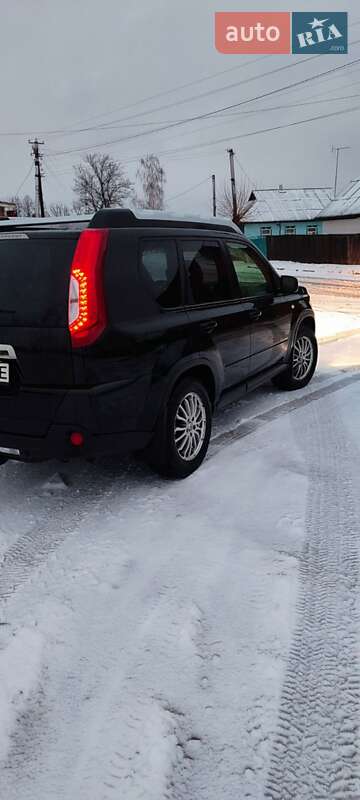 Позашляховик / Кросовер Nissan X-Trail 2014 в Гадячі