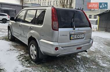 Внедорожник / Кроссовер Nissan X-Trail 2004 в Днепре