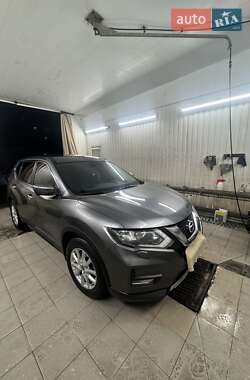 Внедорожник / Кроссовер Nissan X-Trail 2020 в Ромнах