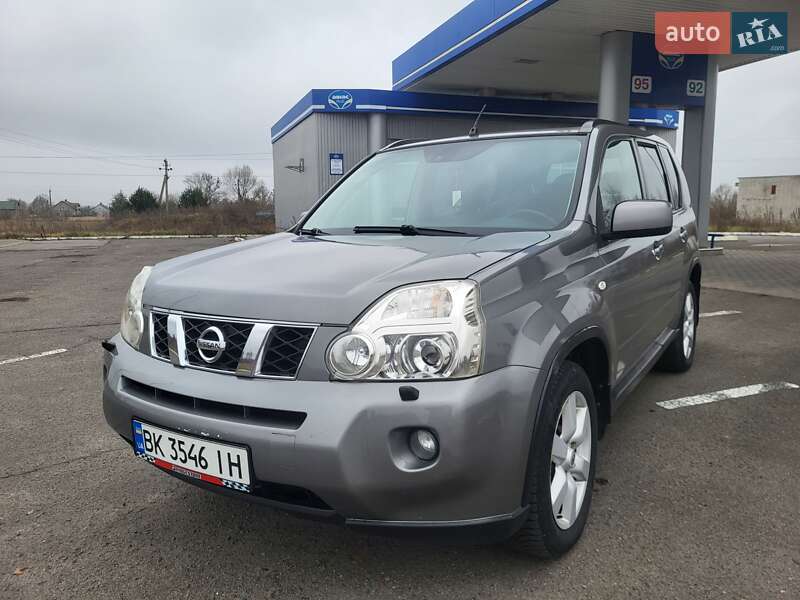 Позашляховик / Кросовер Nissan X-Trail 2007 в Радивиліві