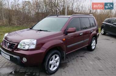 Позашляховик / Кросовер Nissan X-Trail 2003 в Нововолинську