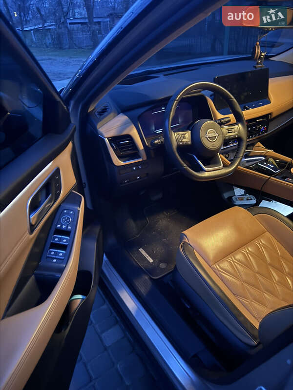 Внедорожник / Кроссовер Nissan X-Trail 2023 в Николаеве