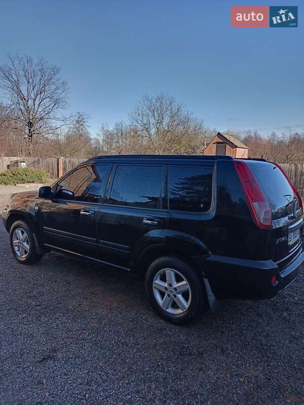 Внедорожник / Кроссовер Nissan X-Trail 2006 в Полтаве