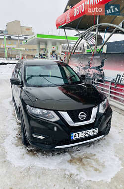 Позашляховик / Кросовер Nissan X-Trail 2018 в Монастириській