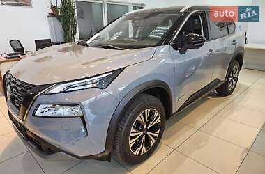 Внедорожник / Кроссовер Nissan X-Trail 2023 в 