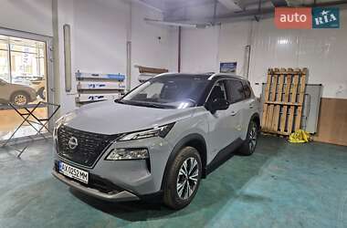 Внедорожник / Кроссовер Nissan X-Trail 2023 в 