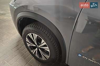 Внедорожник / Кроссовер Nissan X-Trail 2023 в 