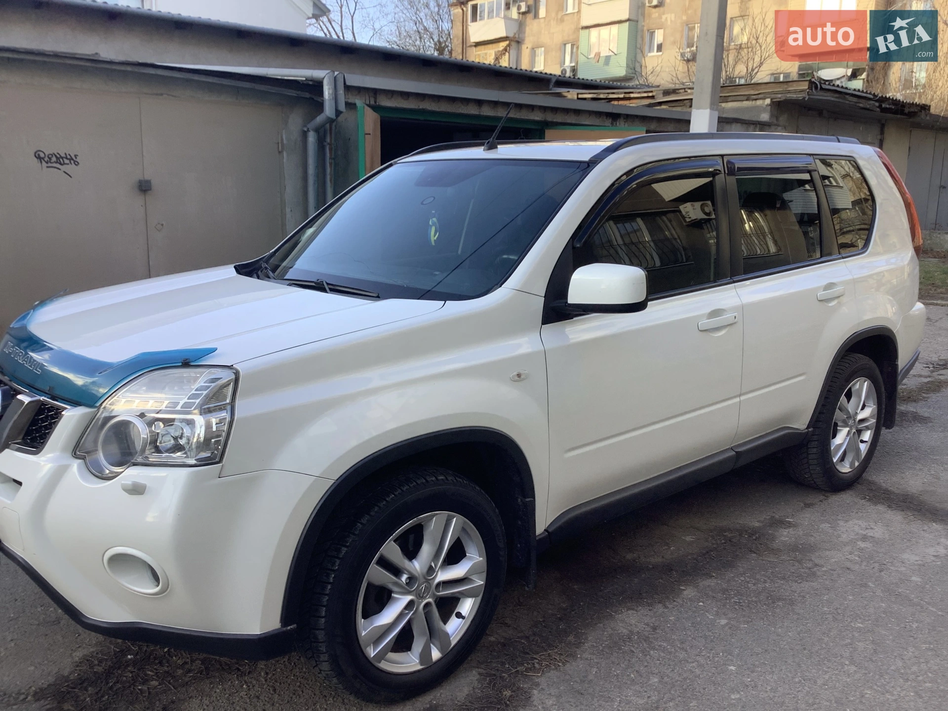 2011 Nissan X-Trail - фото 1