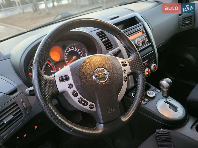 Позашляховик / Кросовер Nissan X-Trail 2008 в Хмельницькому