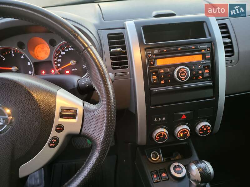 Позашляховик / Кросовер Nissan X-Trail 2008 в Хмельницькому