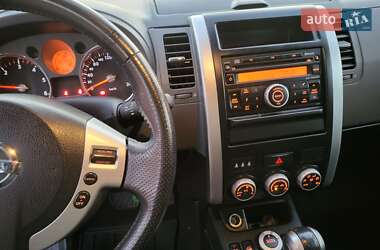 Внедорожник / Кроссовер Nissan X-Trail 2008 в 
