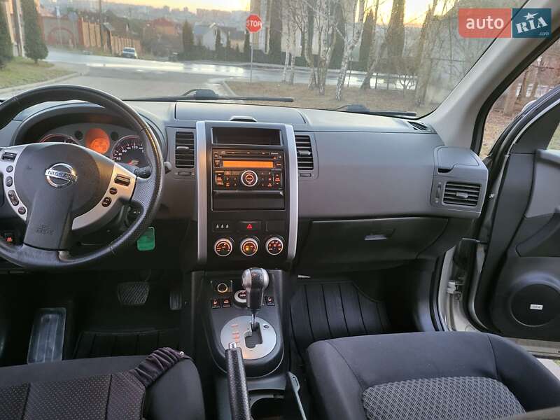 Позашляховик / Кросовер Nissan X-Trail 2008 в Хмельницькому