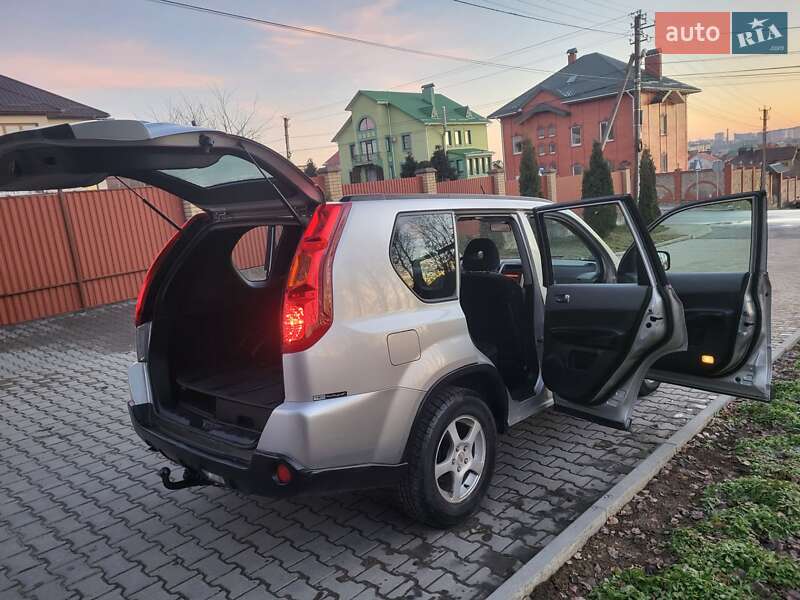Позашляховик / Кросовер Nissan X-Trail 2008 в Хмельницькому