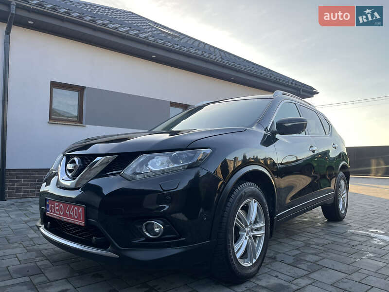 Внедорожник / Кроссовер Nissan X-Trail 2015 в Ровно