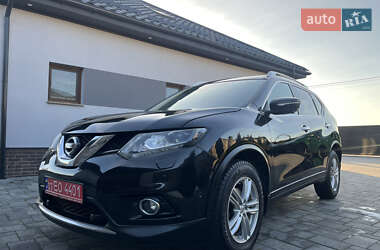 Внедорожник / Кроссовер Nissan X-Trail 2015 в Ровно