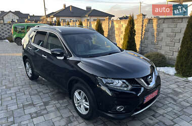 Внедорожник / Кроссовер Nissan X-Trail 2015 в Ровно