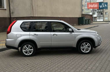 Позашляховик / Кросовер Nissan X-Trail 2011 в Звягелі