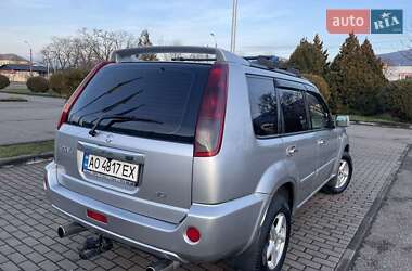 Позашляховик / Кросовер Nissan X-Trail 2004 в Виноградові