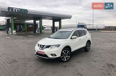 Позашляховик / Кросовер Nissan X-Trail 2016 в Луцьку