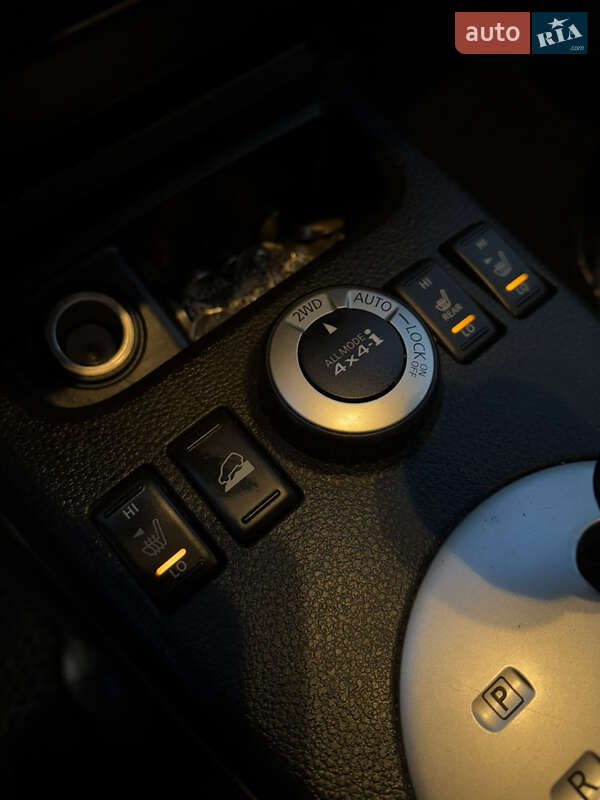 Внедорожник / Кроссовер Nissan X-Trail 2013 в Вышгороде