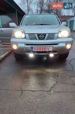 Внедорожник / Кроссовер Nissan X-Trail 2005 в Желтых Водах