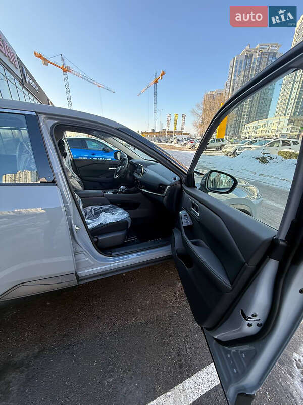 Внедорожник / Кроссовер Nissan X-Trail 2024 в Киеве