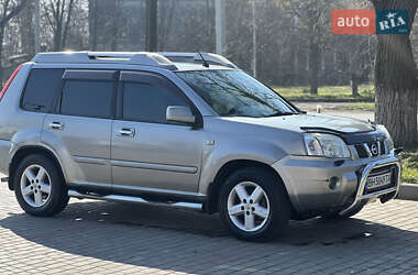 Внедорожник / Кроссовер Nissan X-Trail 2005 в Измаиле