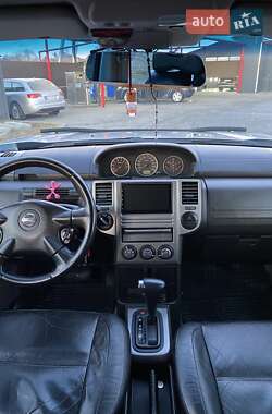 Внедорожник / Кроссовер Nissan X-Trail 2005 в 