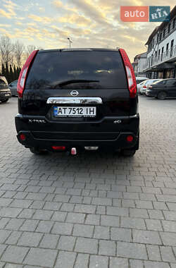 Внедорожник / Кроссовер Nissan X-Trail 2013 в Ивано-Франковске