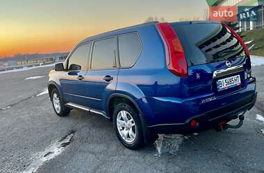 Внедорожник / Кроссовер Nissan X-Trail 2009 в 