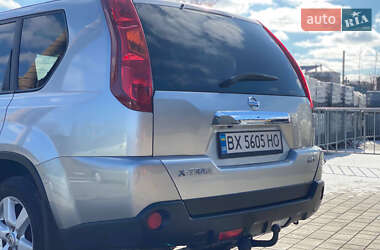 Позашляховик / Кросовер Nissan X-Trail 2009 в 