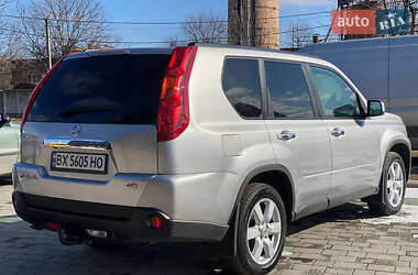 Позашляховик / Кросовер Nissan X-Trail 2009 в 