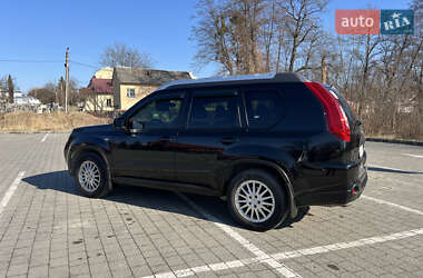 Позашляховик / Кросовер Nissan X-Trail 2011 в 