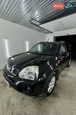 Внедорожник / Кроссовер Nissan X-Trail 2009 в 