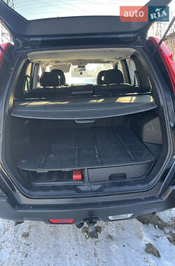 Внедорожник / Кроссовер Nissan X-Trail 2009 в 