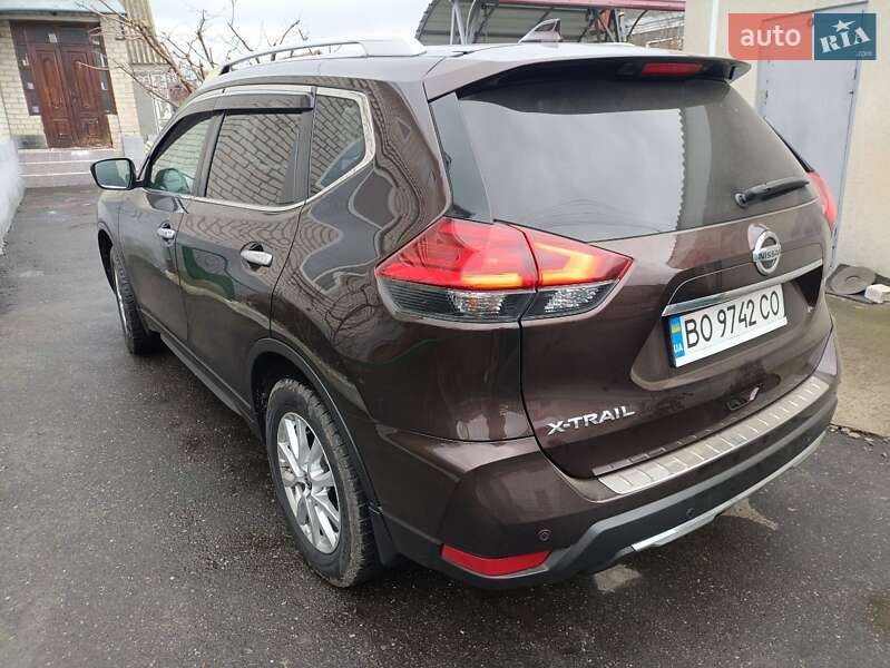 Внедорожник / Кроссовер Nissan X-Trail 2020 в Староконстантинове
