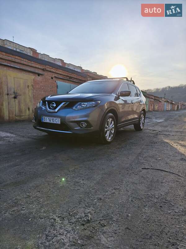 Позашляховик / Кросовер Nissan X-Trail 2016 в Полтаві