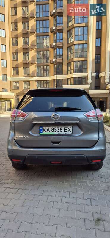 Внедорожник / Кроссовер Nissan X-Trail 2017 в Софиевской Борщаговке