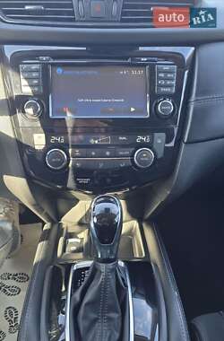 Внедорожник / Кроссовер Nissan X-Trail 2018 в 