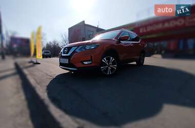 Позашляховик / Кросовер Nissan X-Trail 2017 в 