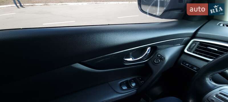 Внедорожник / Кроссовер Nissan X-Trail 2017 в Киеве