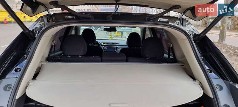 Внедорожник / Кроссовер Nissan X-Trail 2017 в Киеве