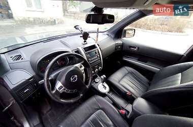 Внедорожник / Кроссовер Nissan X-Trail 2013 в 