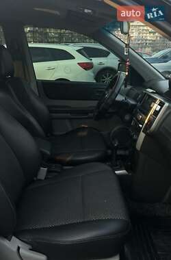 Внедорожник / Кроссовер Nissan X-Trail 2005 в 