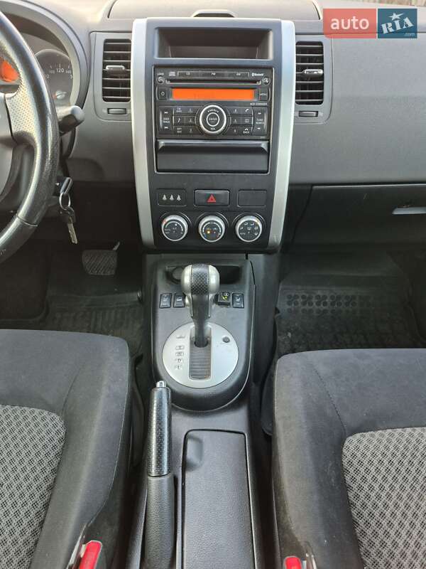 Позашляховик / Кросовер Nissan X-Trail 2008 в Стрию